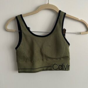 calvin klein green workout top - ribbed